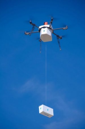 Un drone hizo el primer delivery «puerta a puerta»